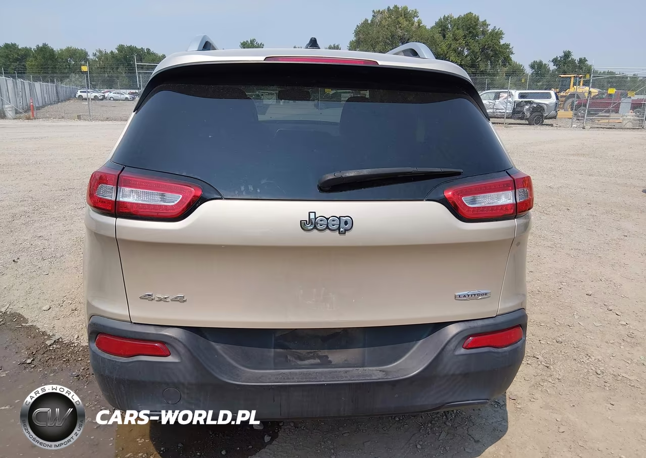 2014 Jeep Cherokee Latitude VIN:1C4PJMCB1EW203547 - 16