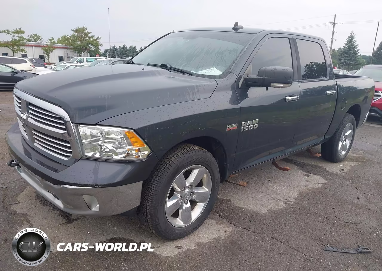 2015 Ram 1500 Big Horn VIN:3C6RR7LT1FG709687 - 2