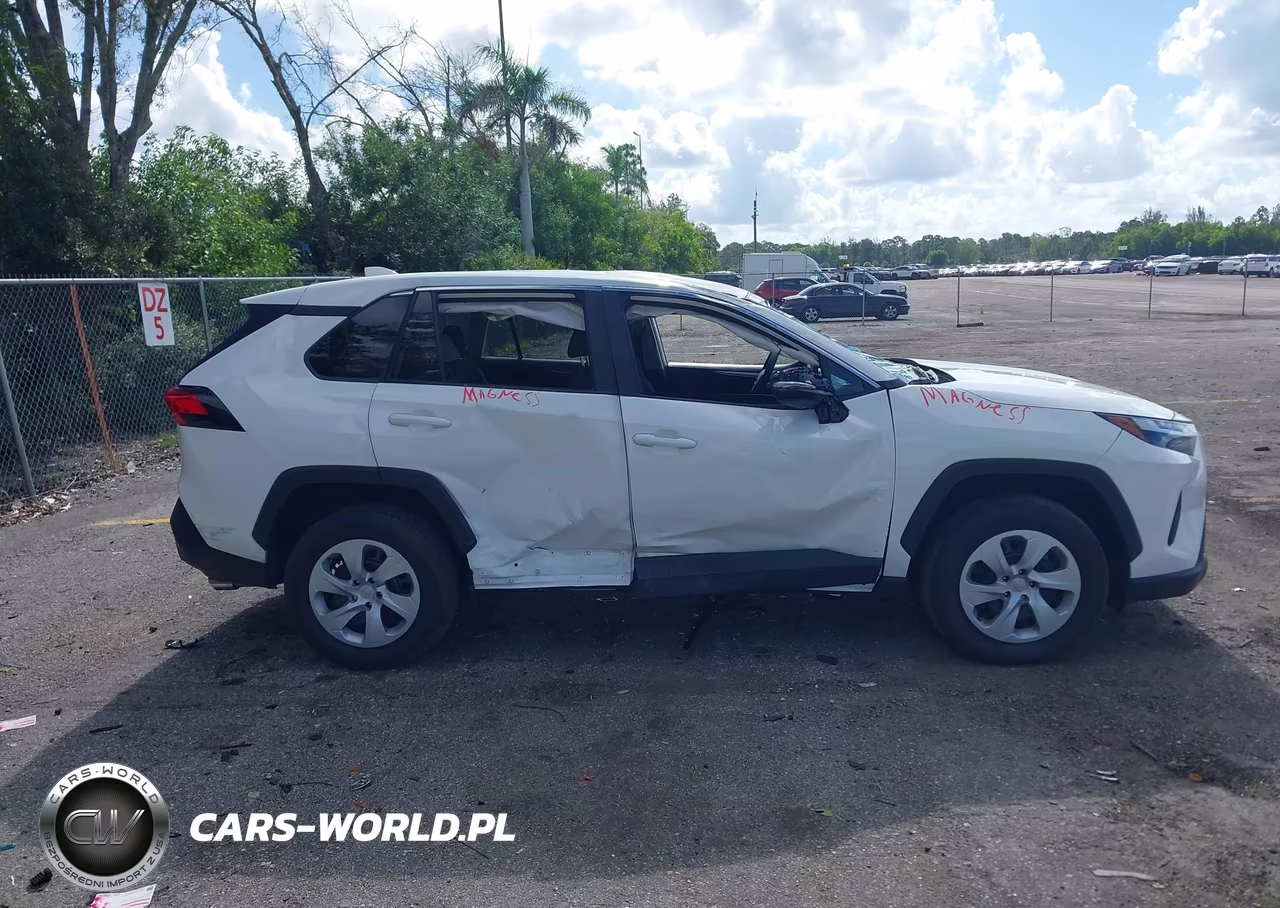 2025 Toyota Rav4 Le VIN:2T3K1RFV0SC331948 - 13