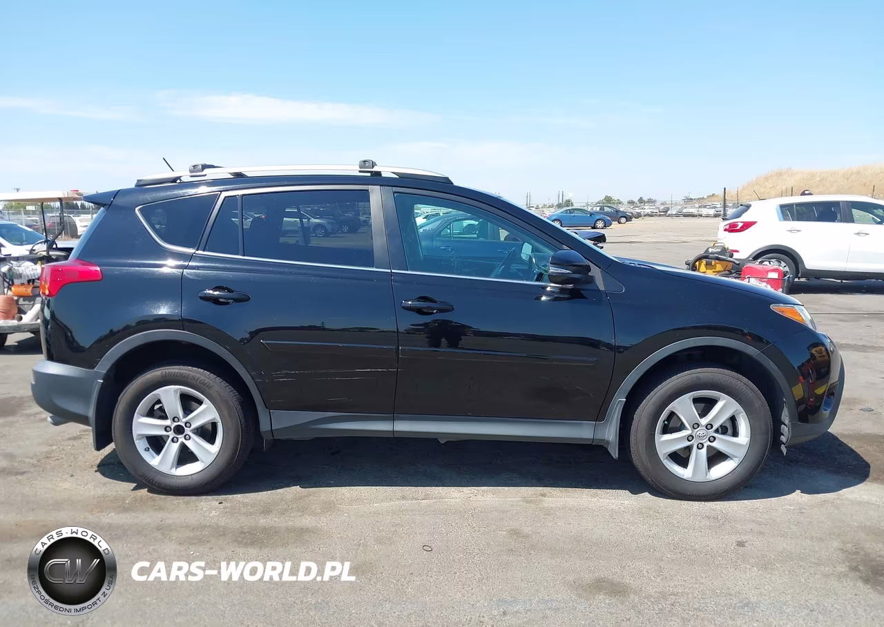 2014 Toyota Rav4 Xle VIN:2T3WFREV9EW075736 - 13