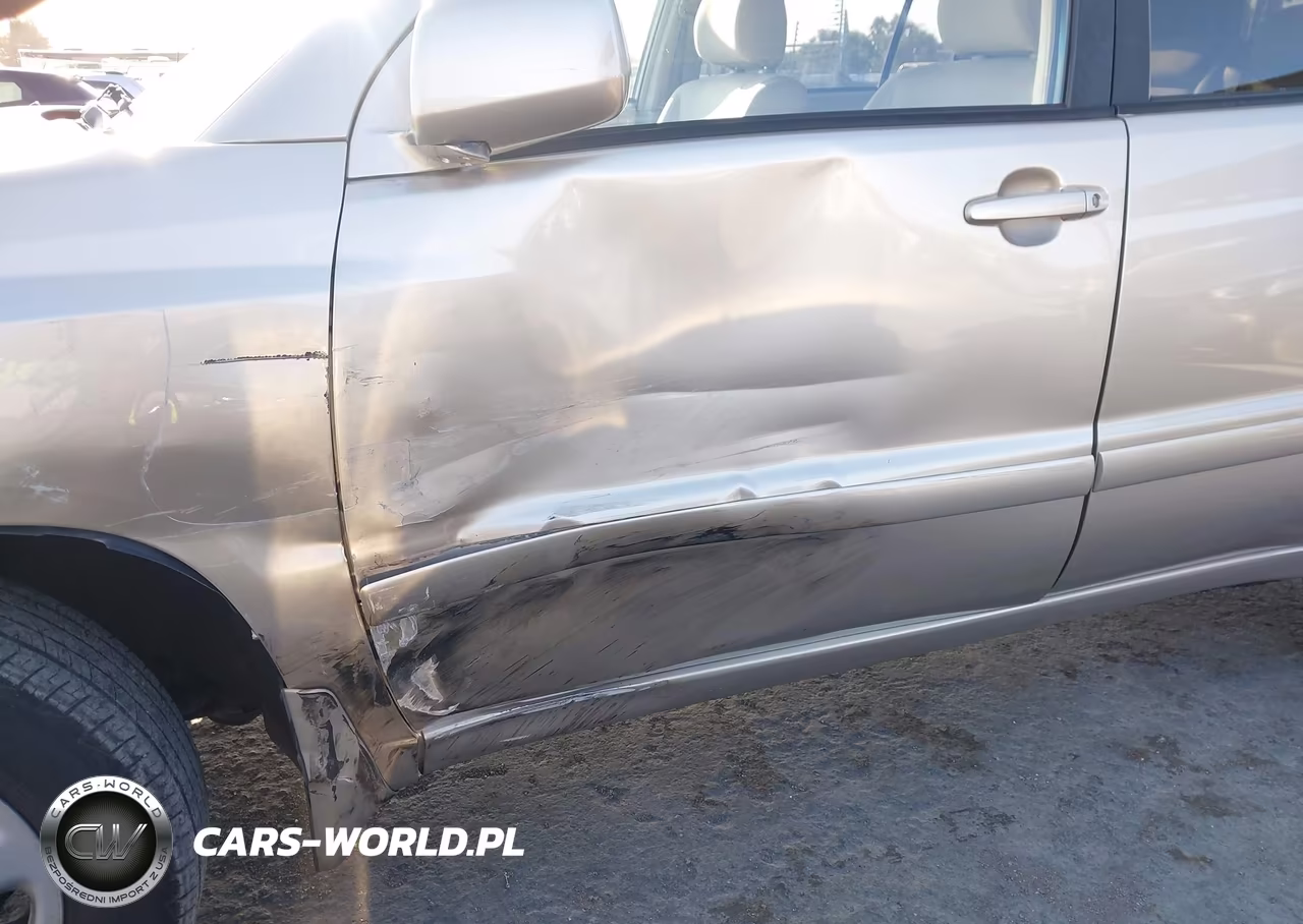 2006 Toyota Highlander VIN:JTEDD21AX60155359 - 13