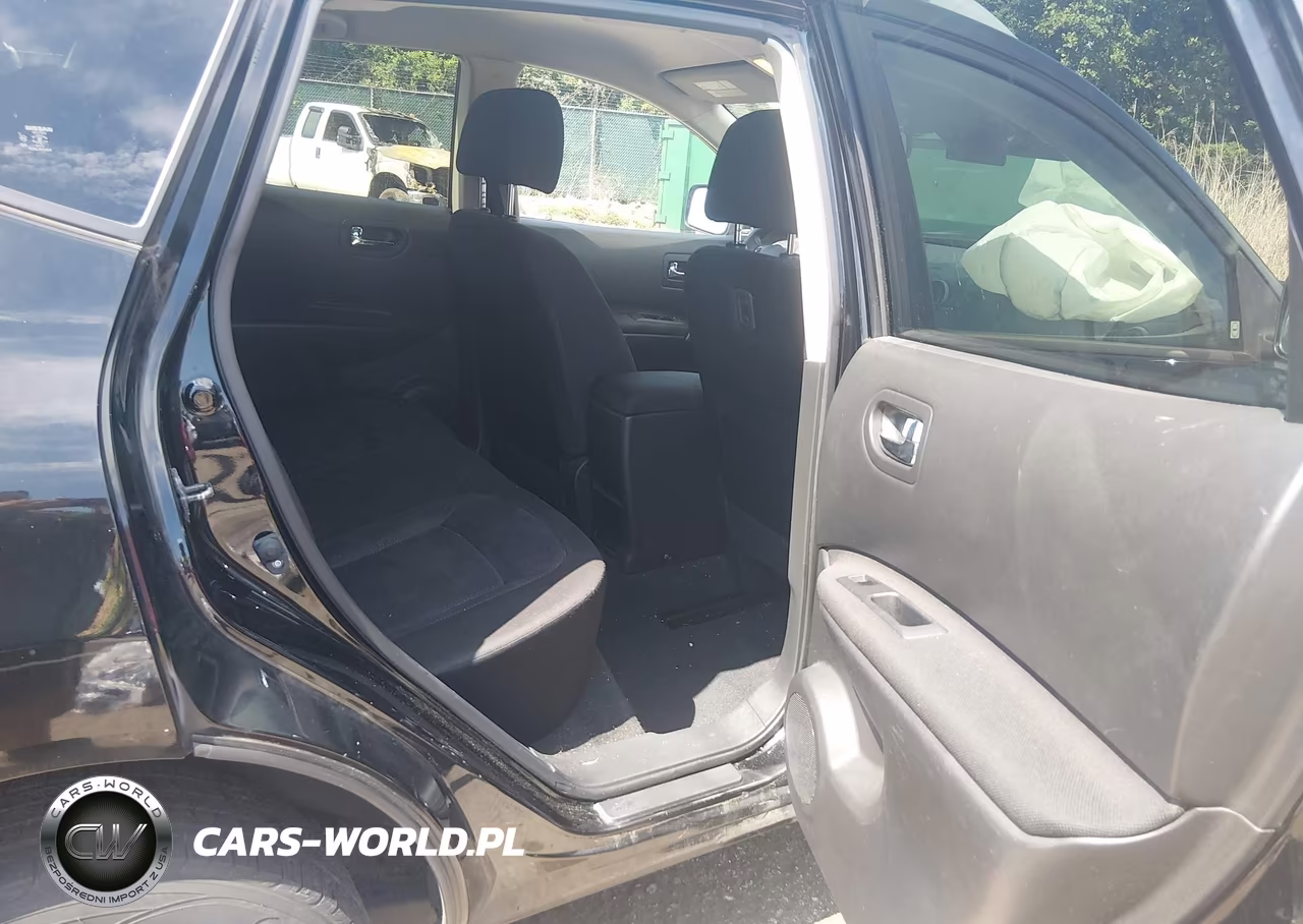 2015 Nissan Rogue Select S VIN:JN8AS5MT3FW655442 - 8