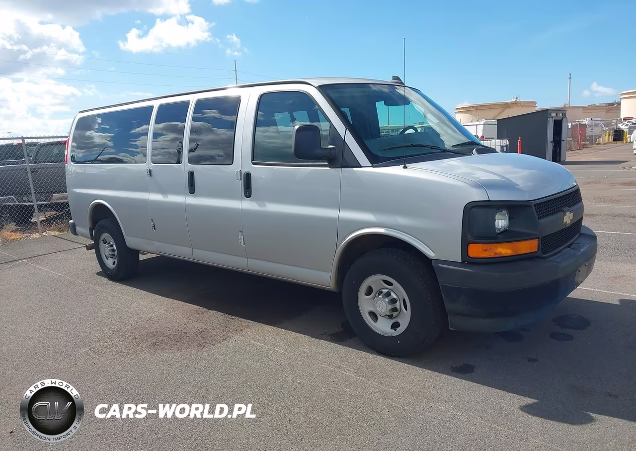 2017 Chevrolet Express 3500 Ls – zdjęcie 1 z 21