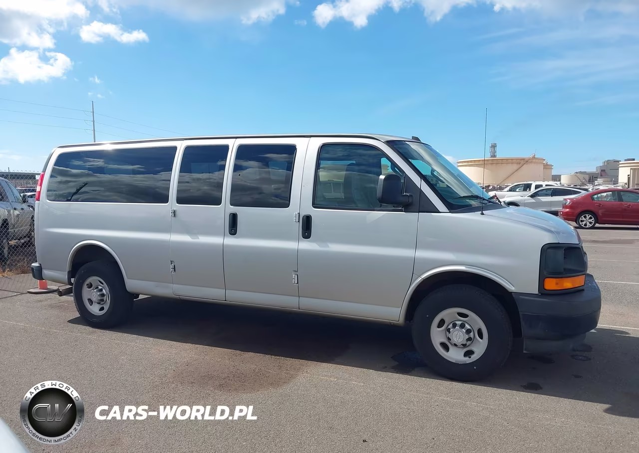 2017 Chevrolet Express 3500 Ls VIN:1GAZGNFF3H1305695 - 18