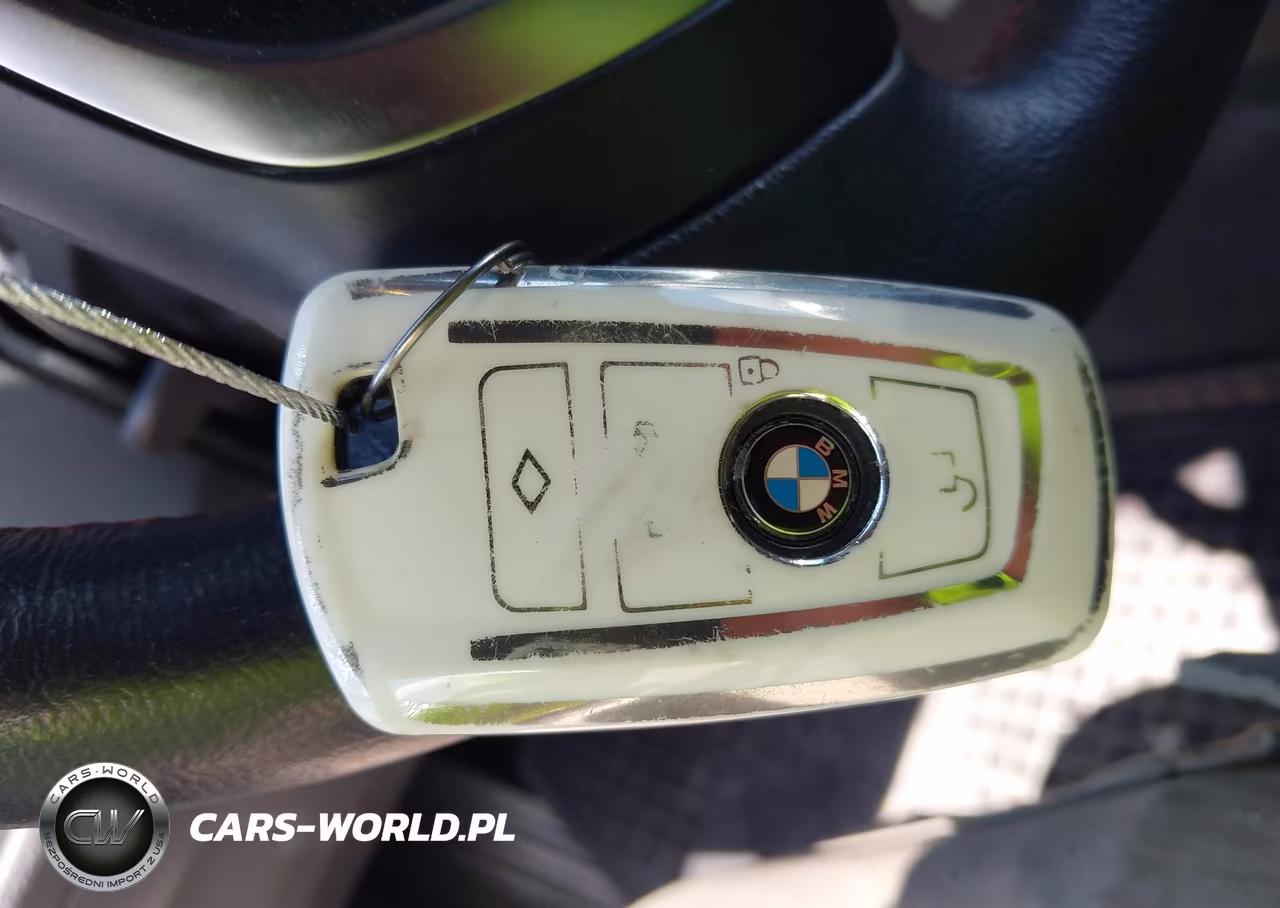 2018 BMW 330I VIN:WBA8B9G50JNU96700 - 11