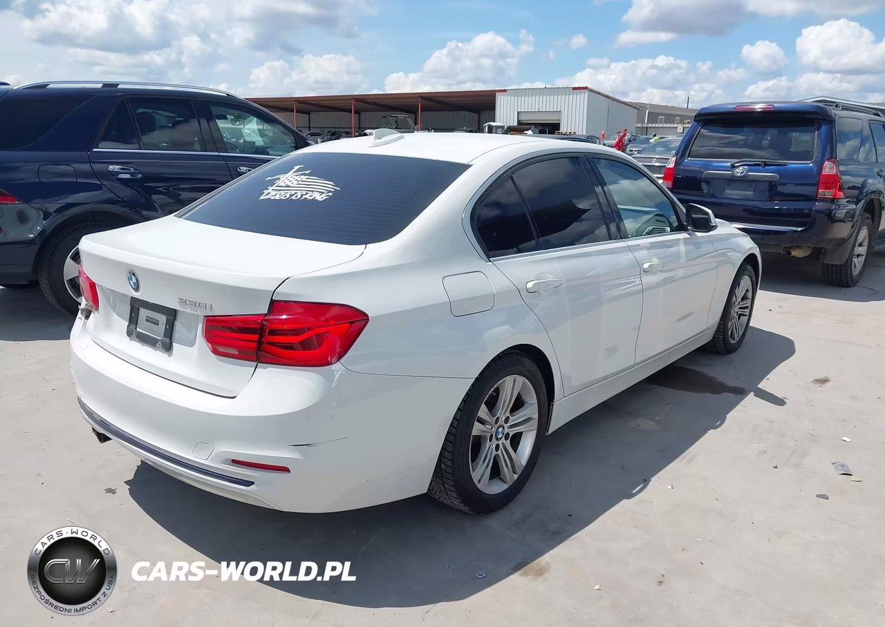 2018 BMW 330I VIN:WBA8B9G50JNU96700 - 4