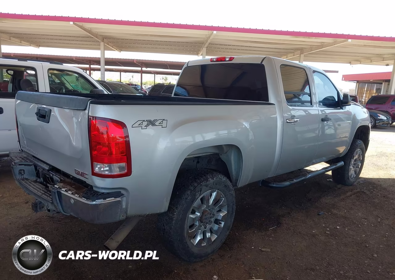 2011 GMC Sierra 2500Hd Sle VIN:1GT120CG1BF158399 - 4