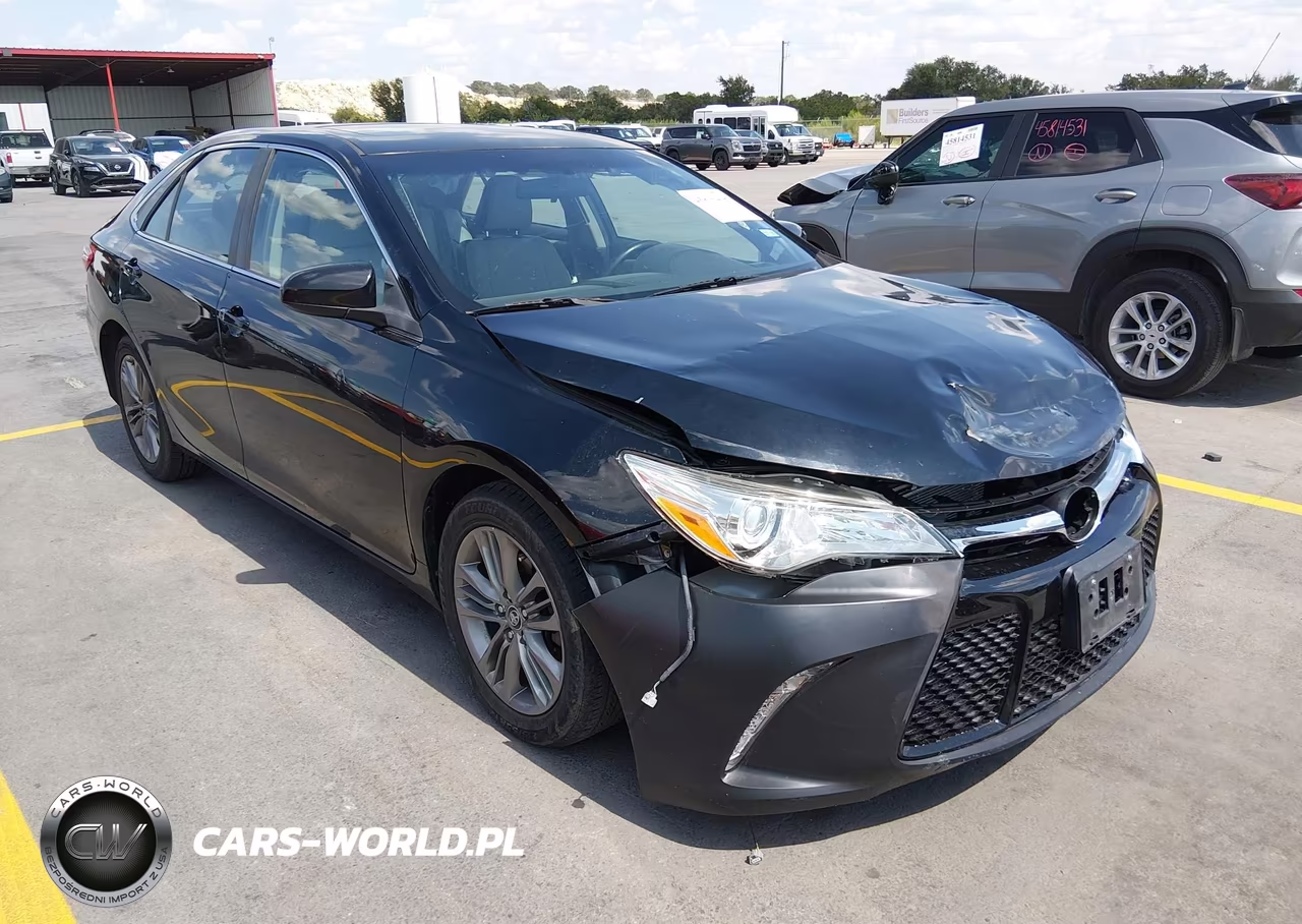 2015 Toyota Camry Se – zdjęcie 1 z 18
