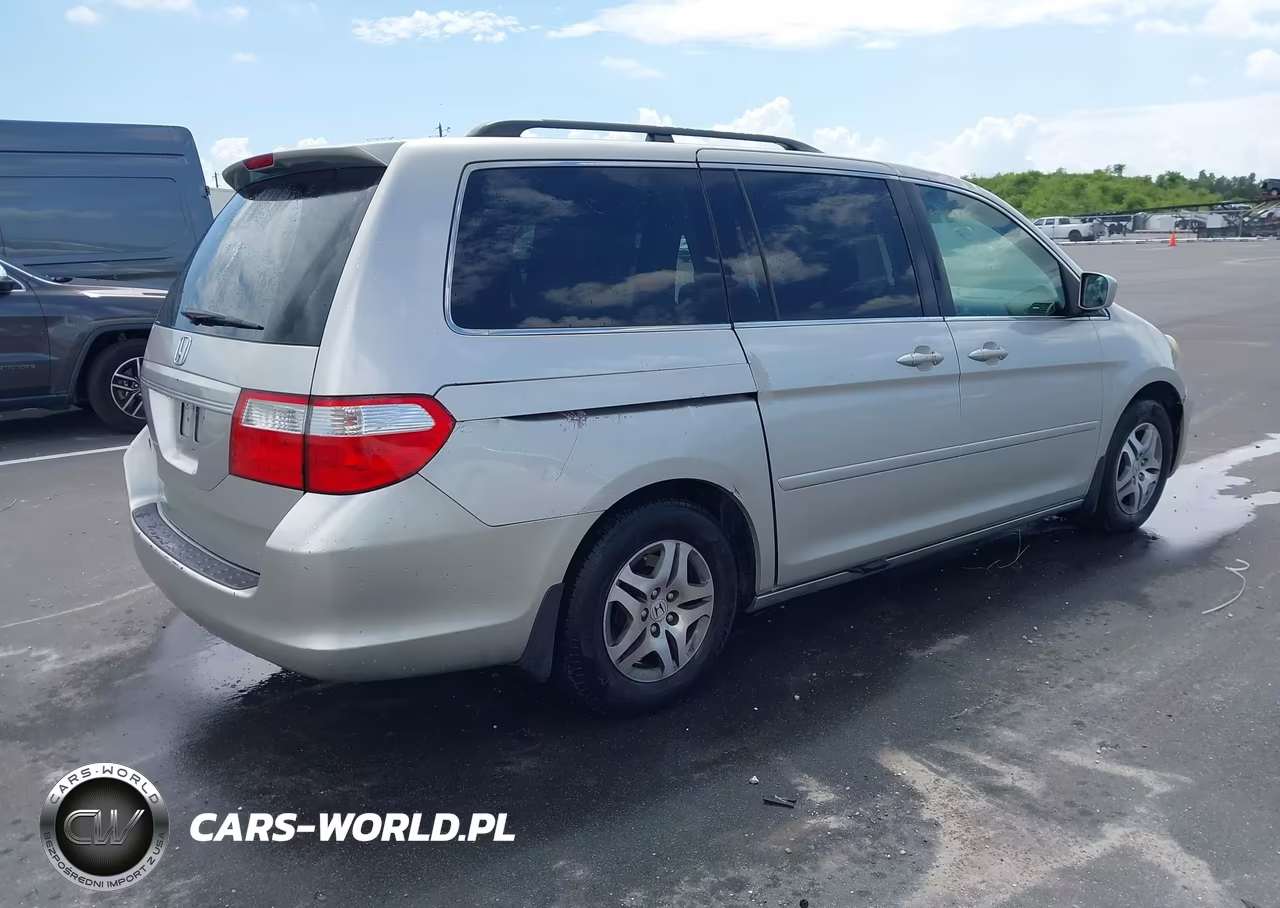 2007 Honda Odyssey Ex VIN:5FNRL38427B411015 - 4