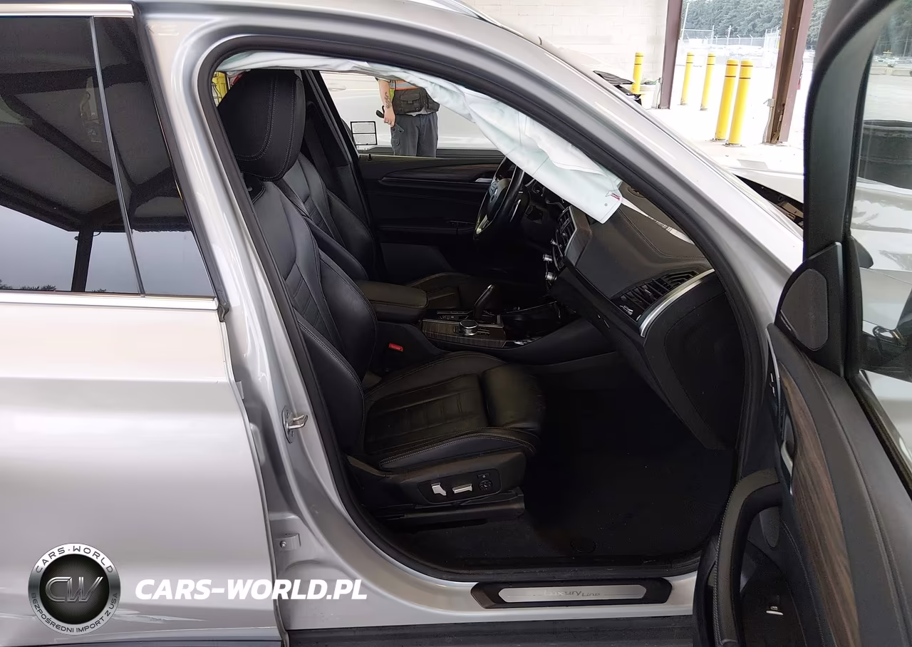 2018 BMW X3 xDrive30I VIN:5UXTR9C5XJLD60795 - 5