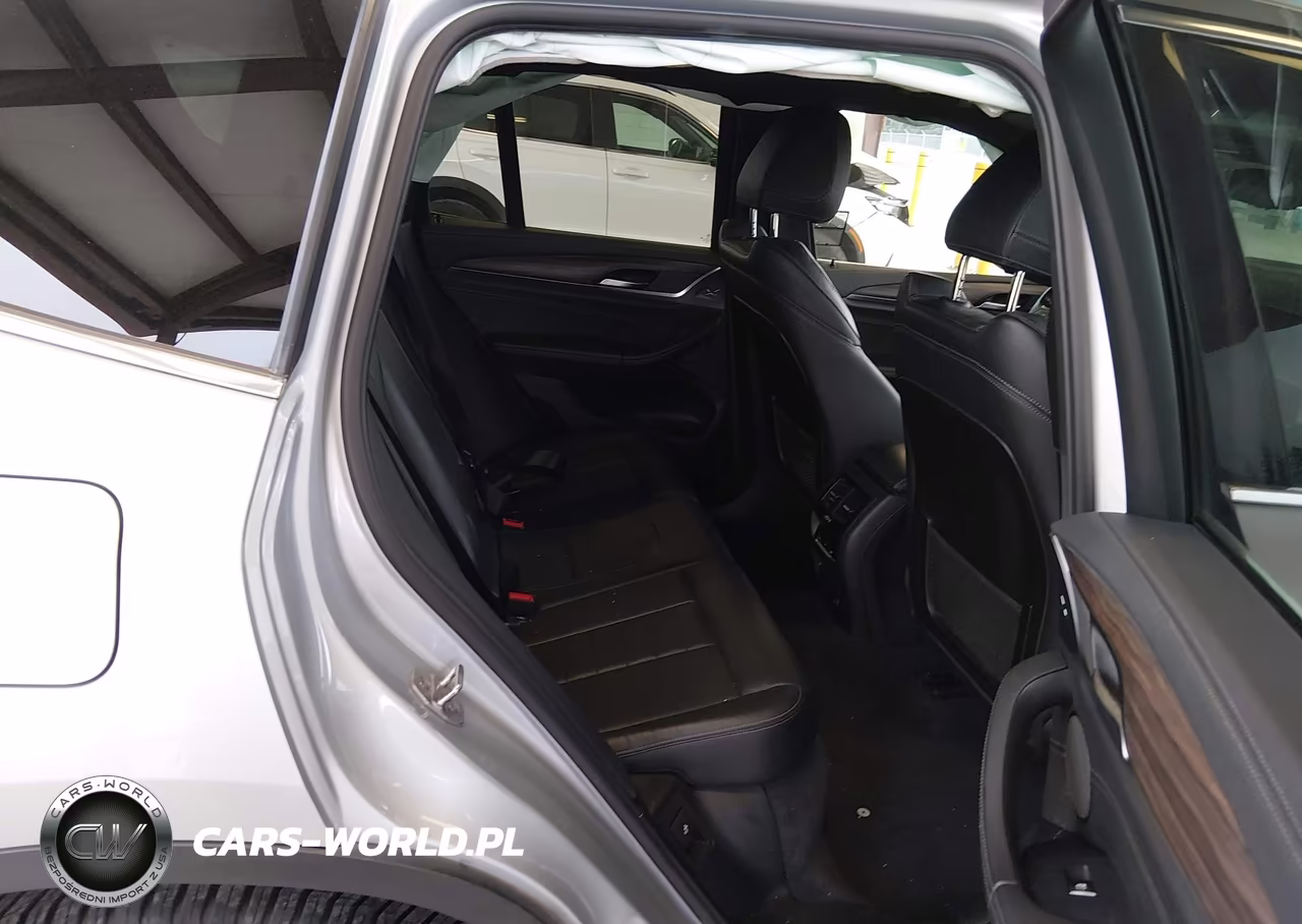 2018 BMW X3 xDrive30I VIN:5UXTR9C5XJLD60795 - 8