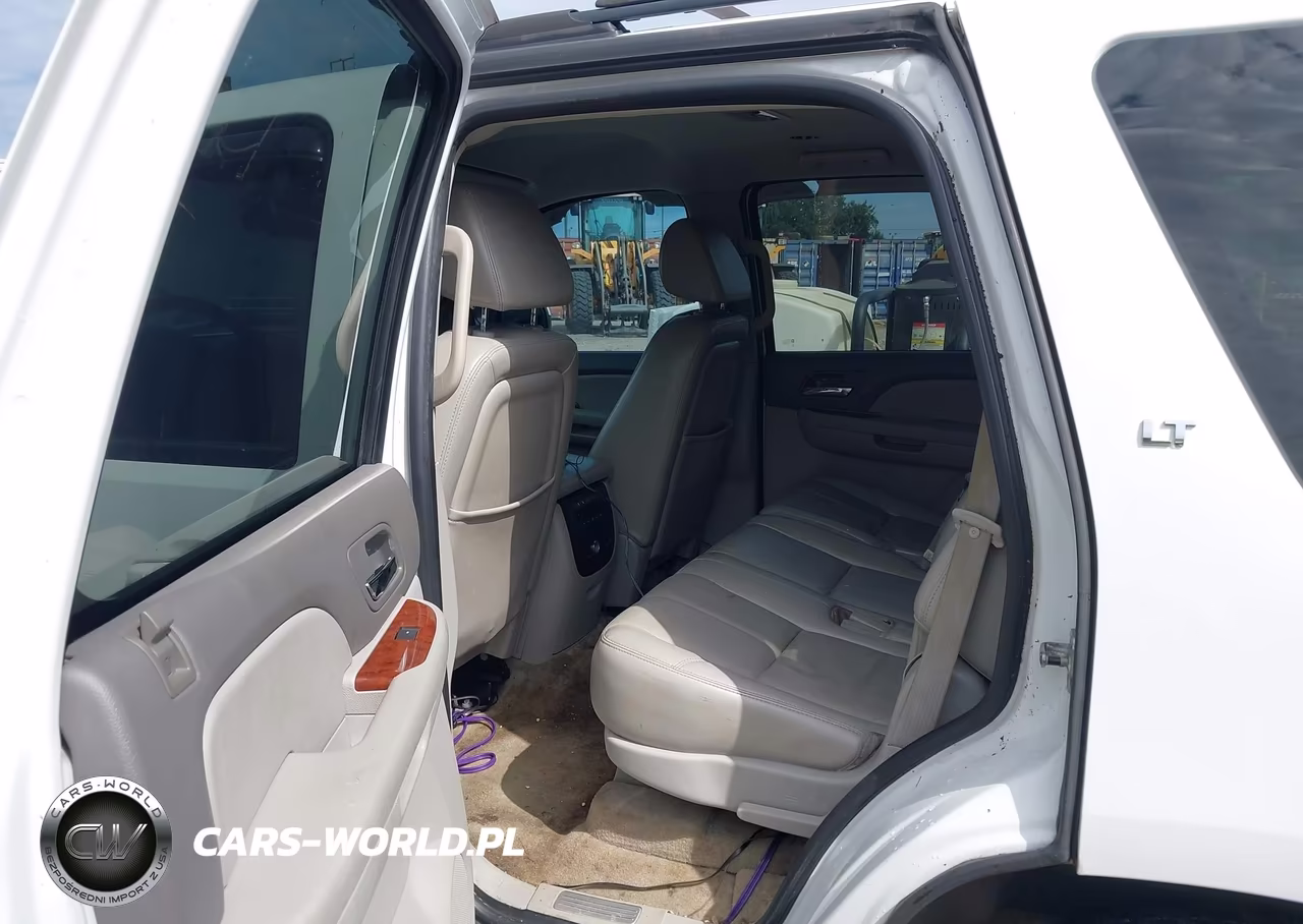 2007 Chevrolet Tahoe Lt VIN:1GNFC13057R275475 - 8