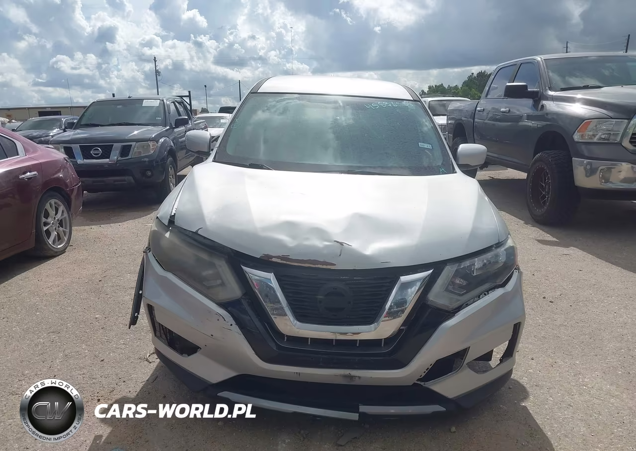 2017 Nissan Rogue S VIN:KNMAT2MT1HP617146 - 12