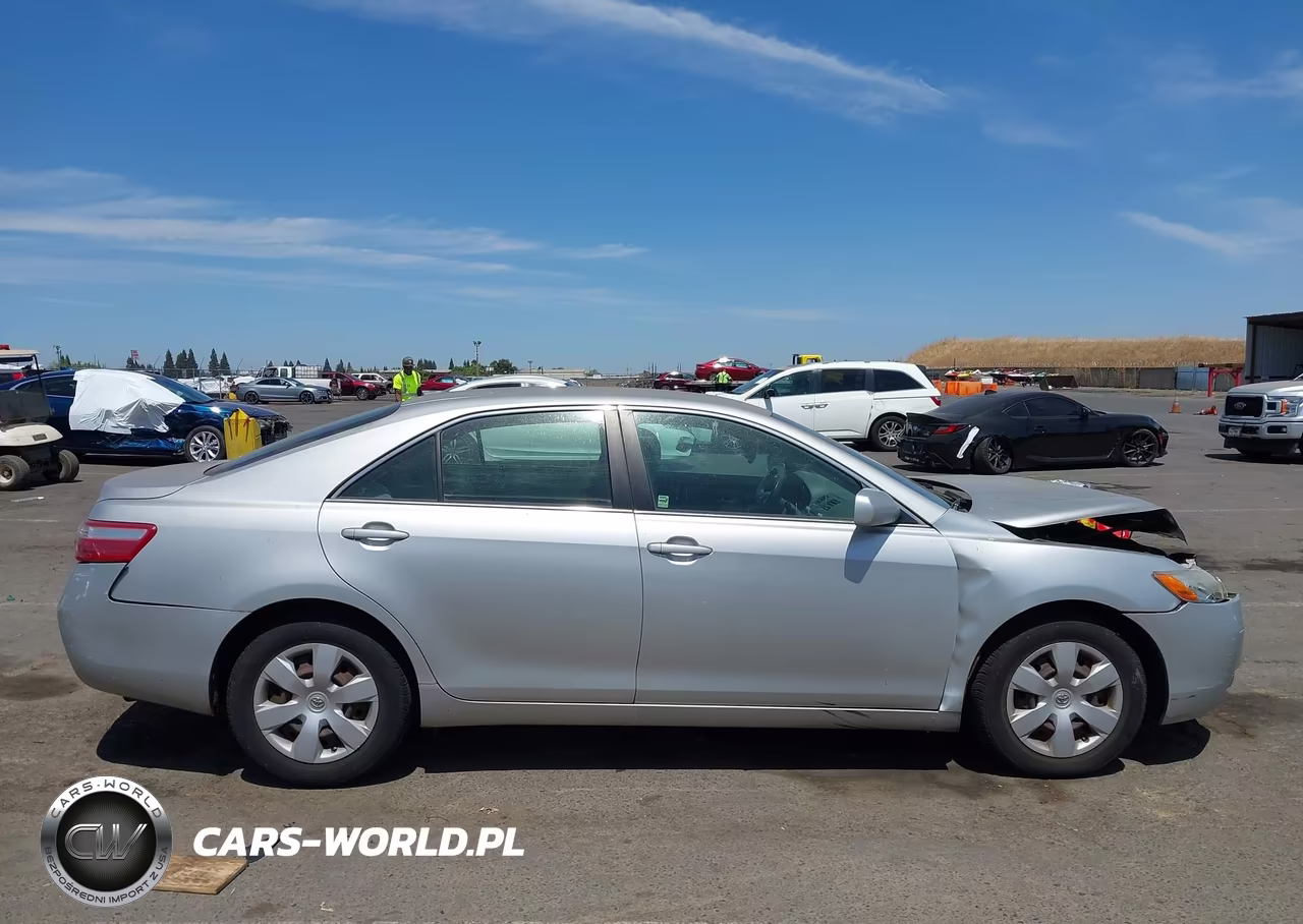 2007 Toyota Camry Le VIN:4T1BE46K77U563409 - 14