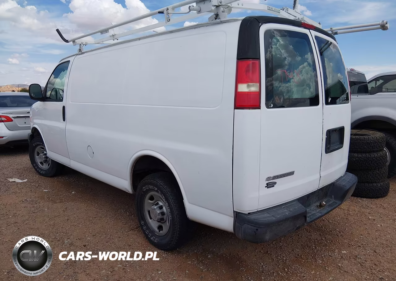 2007 Chevrolet Express Work Van VIN:1GCGG25V271120591 - 3