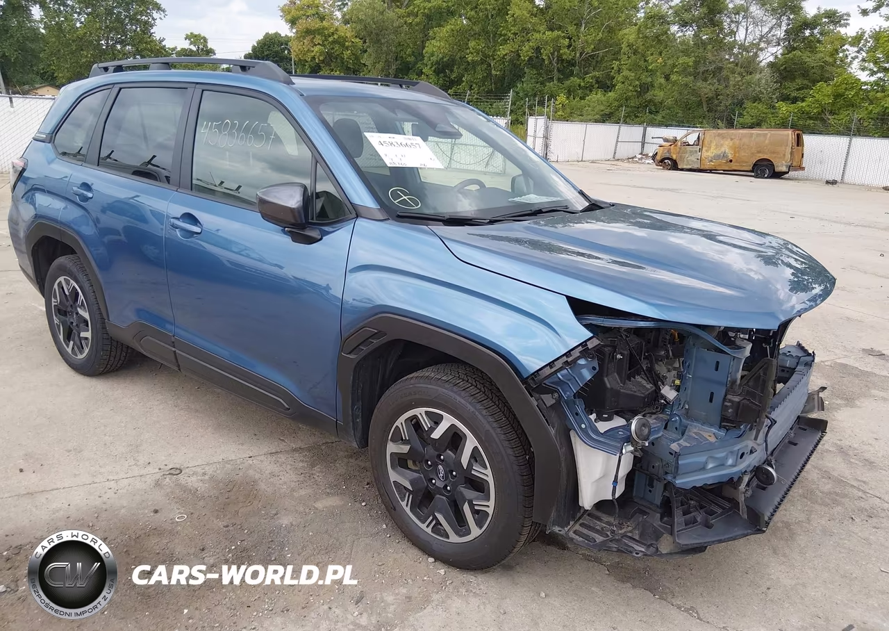 2025 Subaru Forester Premium – zdjęcie 1 z 17