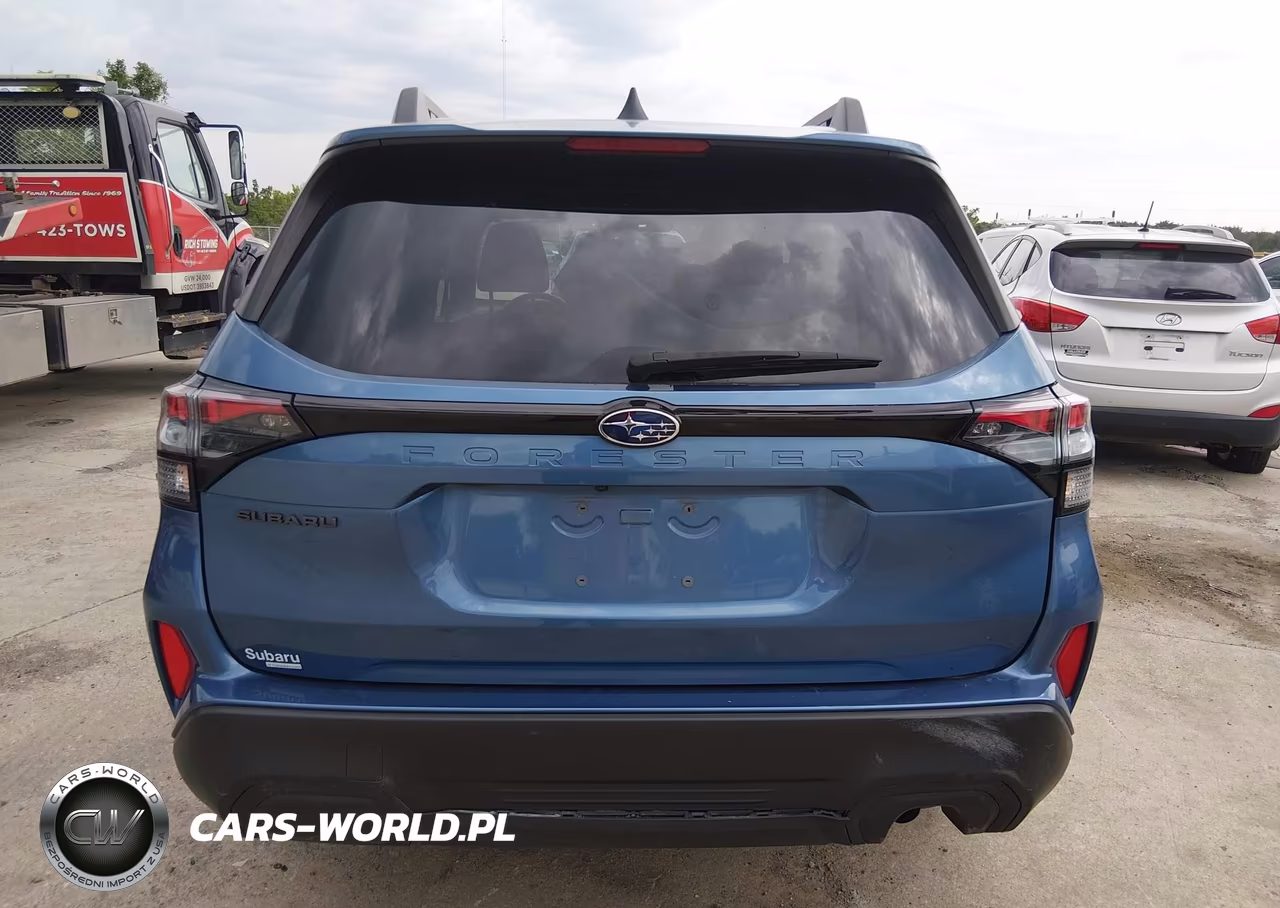 2025 Subaru Forester Premium VIN:JF2SLDDC7SH434093 - 17