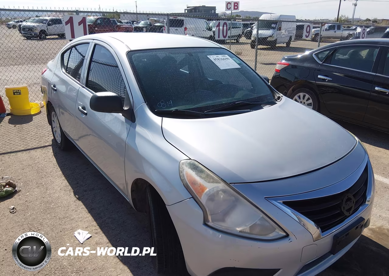 2015 Nissan Versa 1.6 S