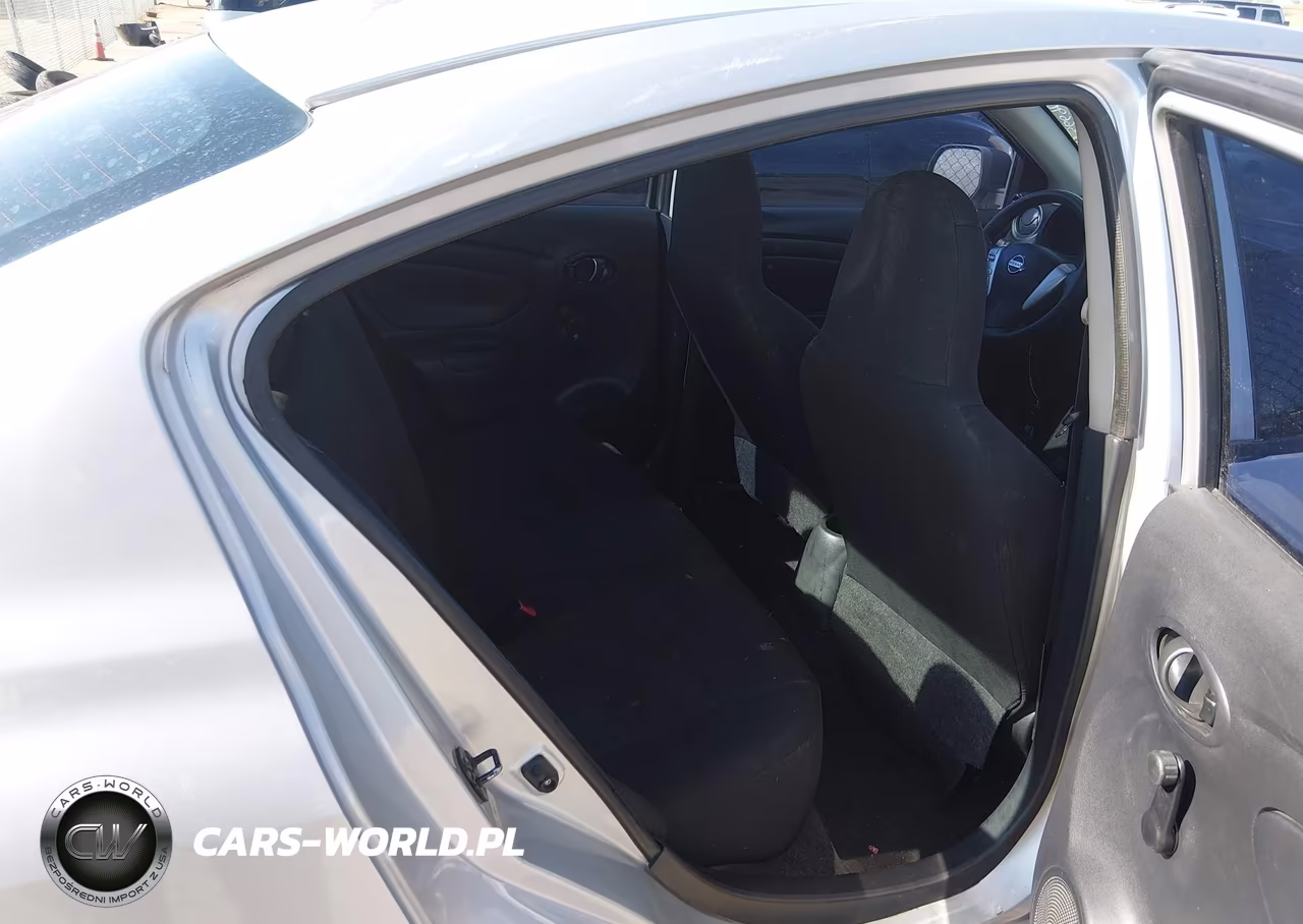2015 Nissan Versa 1.6 S VIN:3N1CN7AP8FL875327 - 8