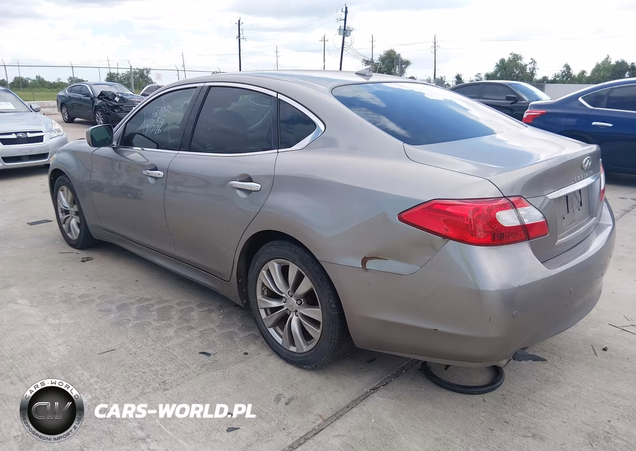2013 Infiniti M37 VIN:JN1BY1AP5DM513832 - 3