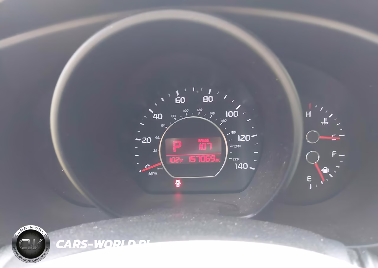 2016 Kia Soul + VIN:KNDJP3A56G7345773 - 7
