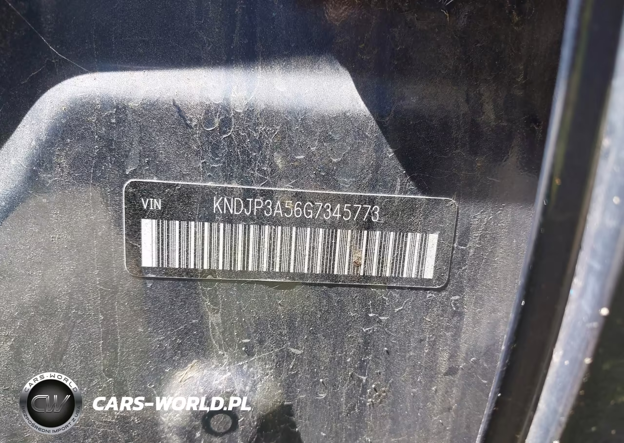 2016 Kia Soul + VIN:KNDJP3A56G7345773 - 9