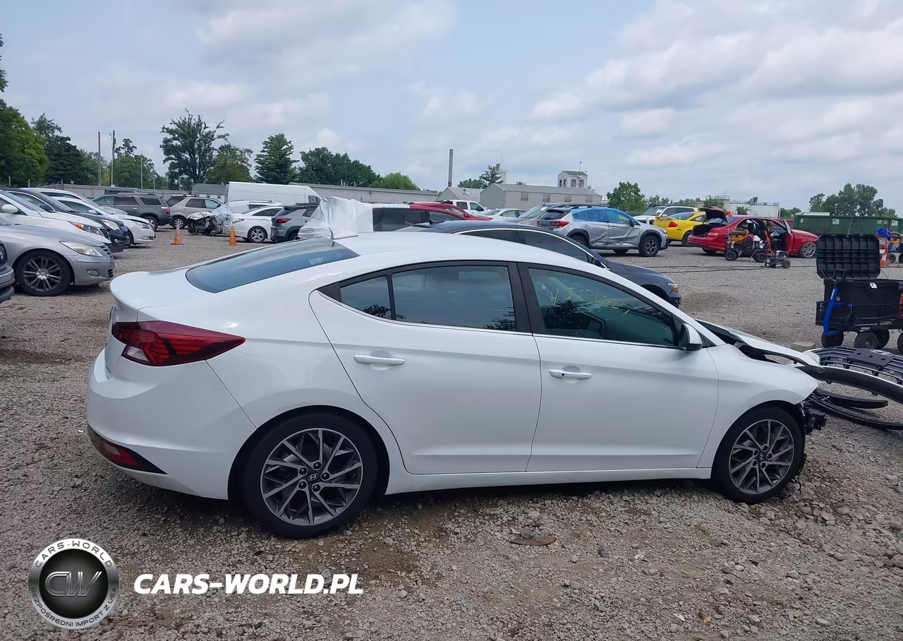 2019 Hyundai Elantra Limited VIN:5NPD84LFXKH454764 - 14