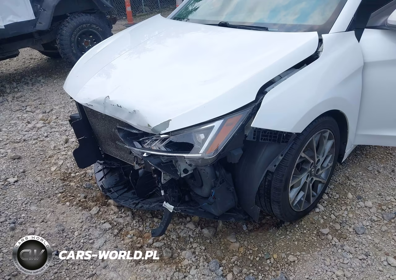2019 Hyundai Elantra Limited VIN:5NPD84LFXKH454764 - 19