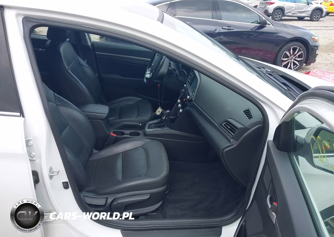 2019 Hyundai Elantra Limited VIN:5NPD84LFXKH454764 - 5