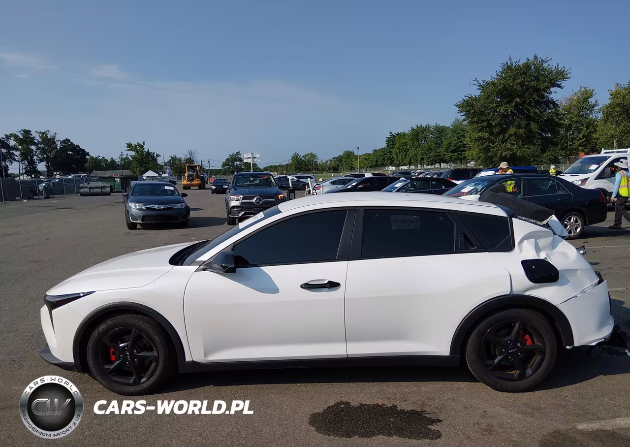 2025 Kia K4 Lxs VIN:3KPFT4DE4SE171486 - 14