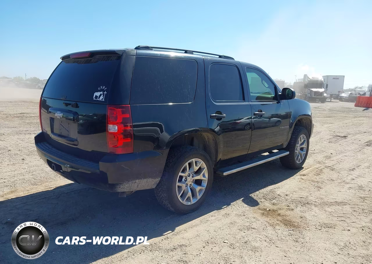 2009 Chevrolet Tahoe Ls VIN:1GNFC13C89R288931 - 4