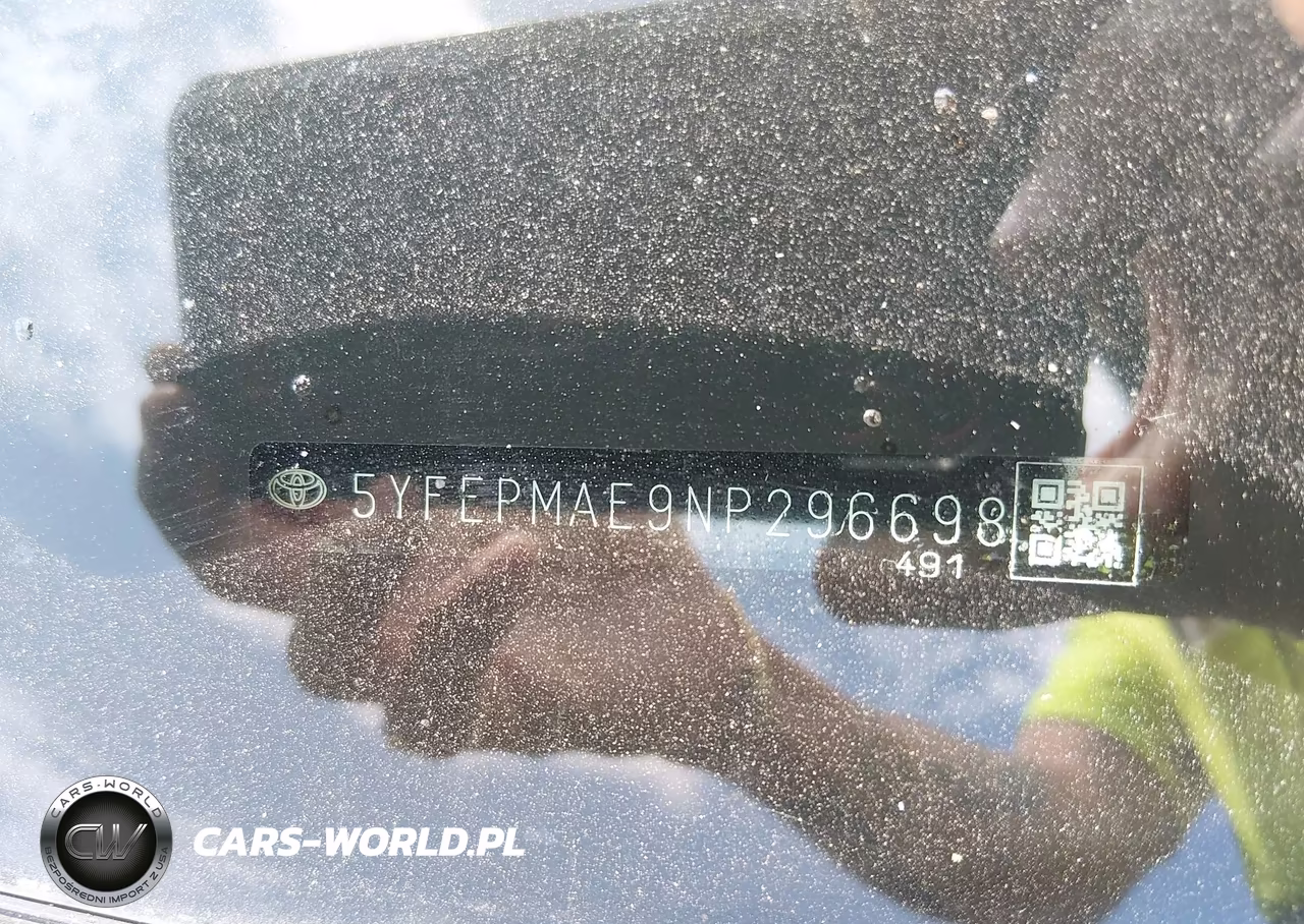 2022 Toyota Corolla Le VIN:5YFEPMAE9NP296698 - 9
