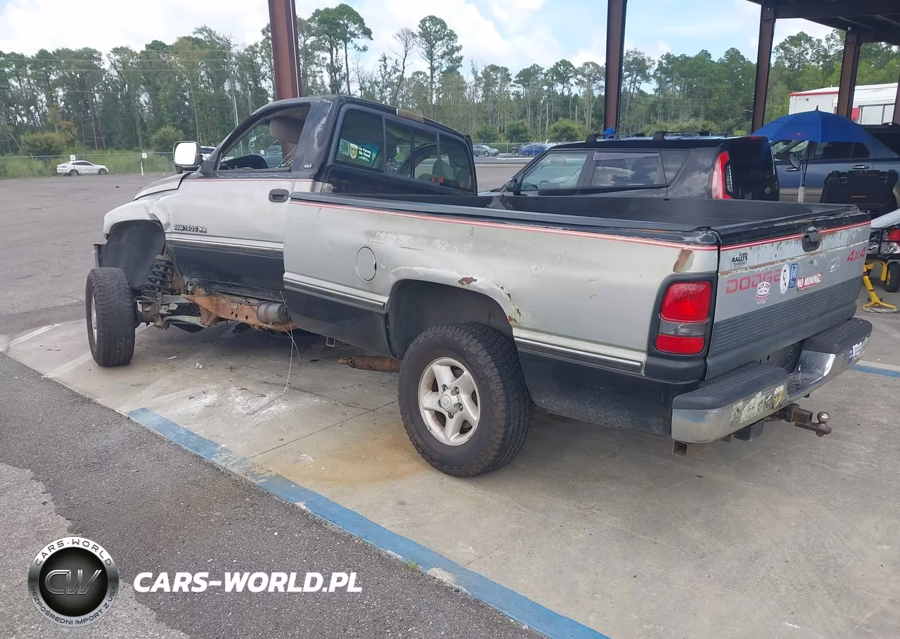 1996 Dodge Ram 1500 VIN:1B7HF16Y2TS619535 - 3