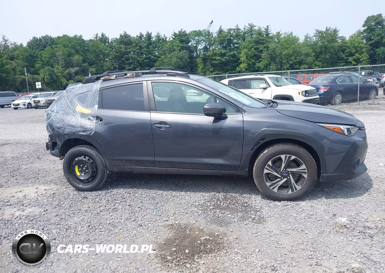 2024 Subaru Crosstrek Premium VIN:JF2GUADCXR8319466 - 13