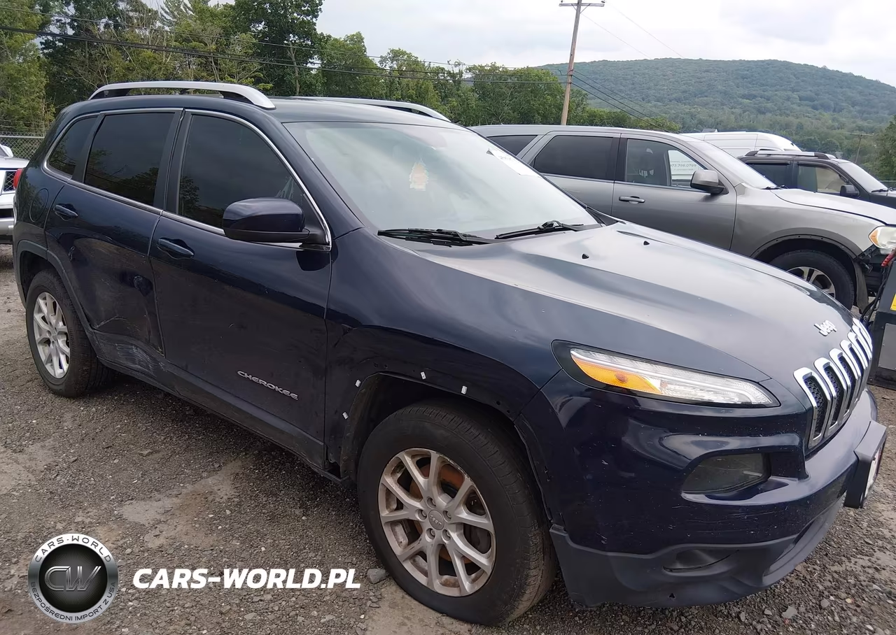 2016 Jeep Cherokee Latitude – zdjęcie 1 z 17