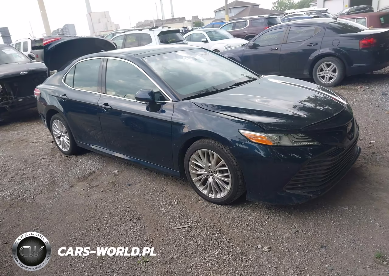 2018 Toyota Camry Xle V6 – zdjęcie 1 z 17
