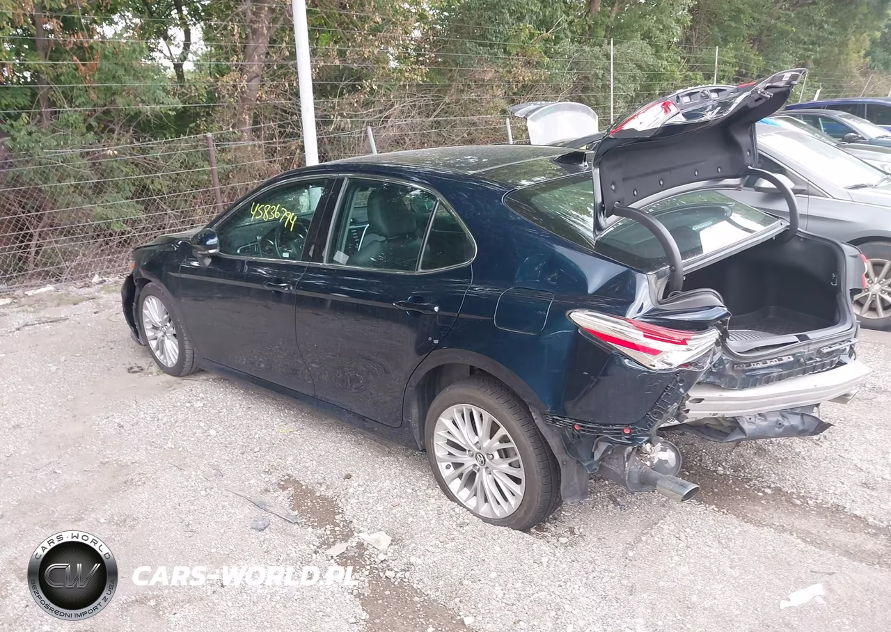 2018 Toyota Camry Xle V6 VIN:4T1BZ1HK4JU504244 - 3