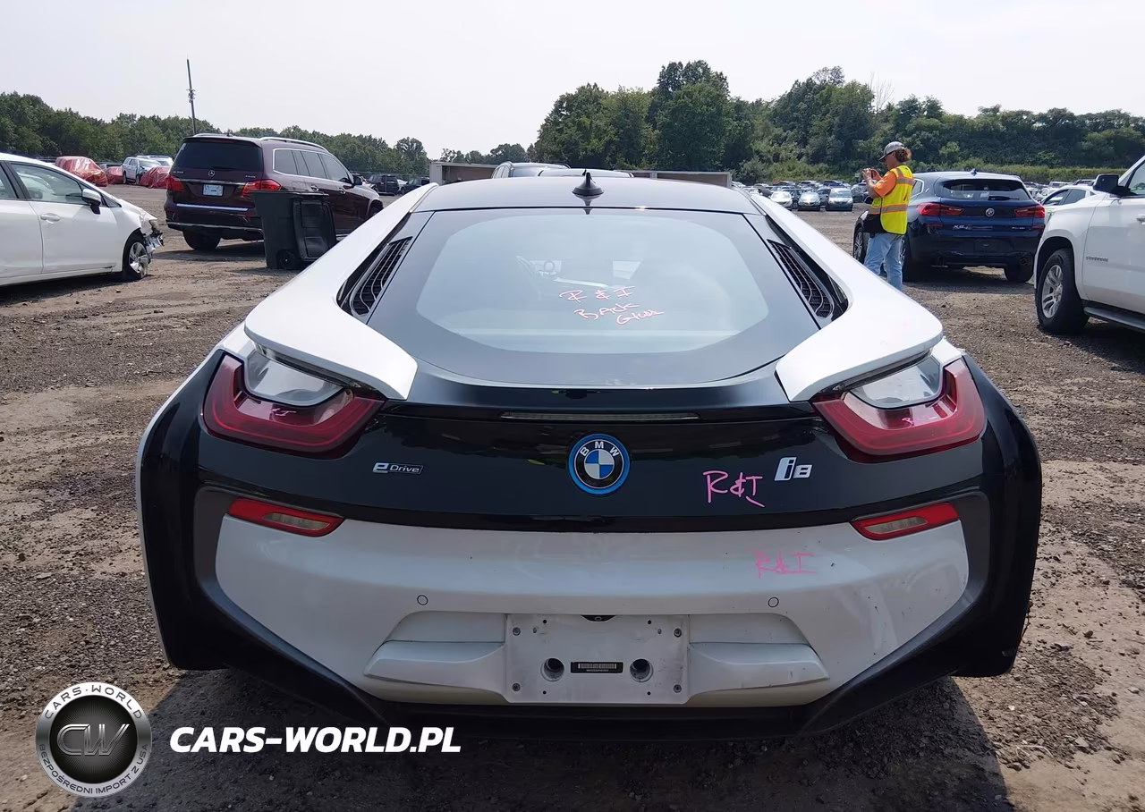2015 BMW I8 VIN:WBY2Z2C55FV674222 - 17