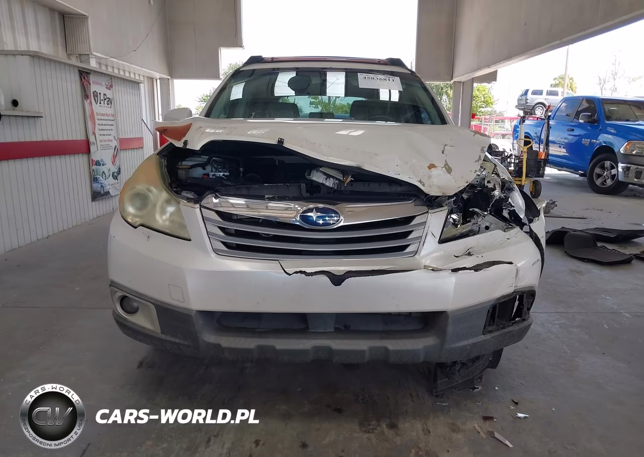 2011 Subaru Outback 2.5I Premium VIN:4S4BRCGC2B3330526 - 13