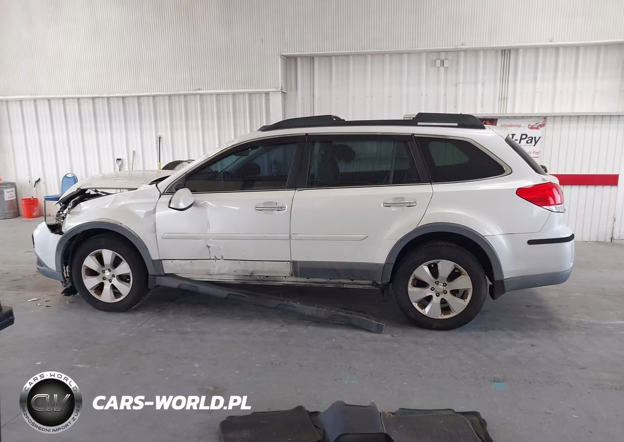 2011 Subaru Outback 2.5I Premium VIN:4S4BRCGC2B3330526 - 15