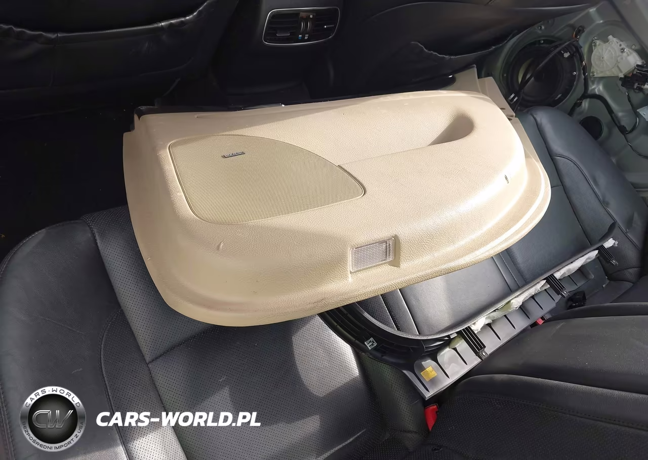 2013 Hyundai Genesis 3.8 VIN:KMHGC4DDXDU215079 - 12