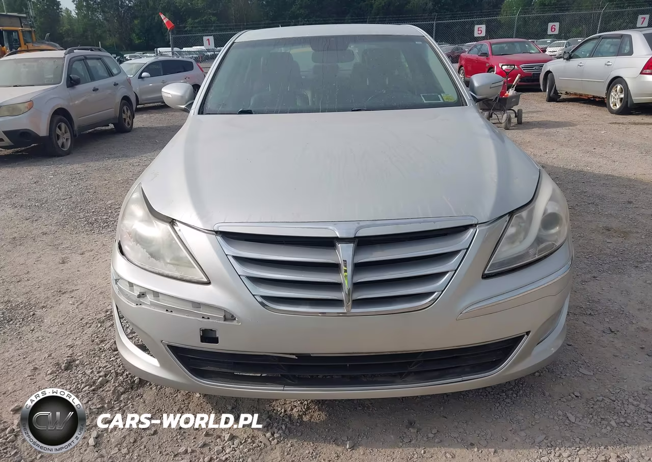 2013 Hyundai Genesis 3.8 VIN:KMHGC4DDXDU215079 - 6