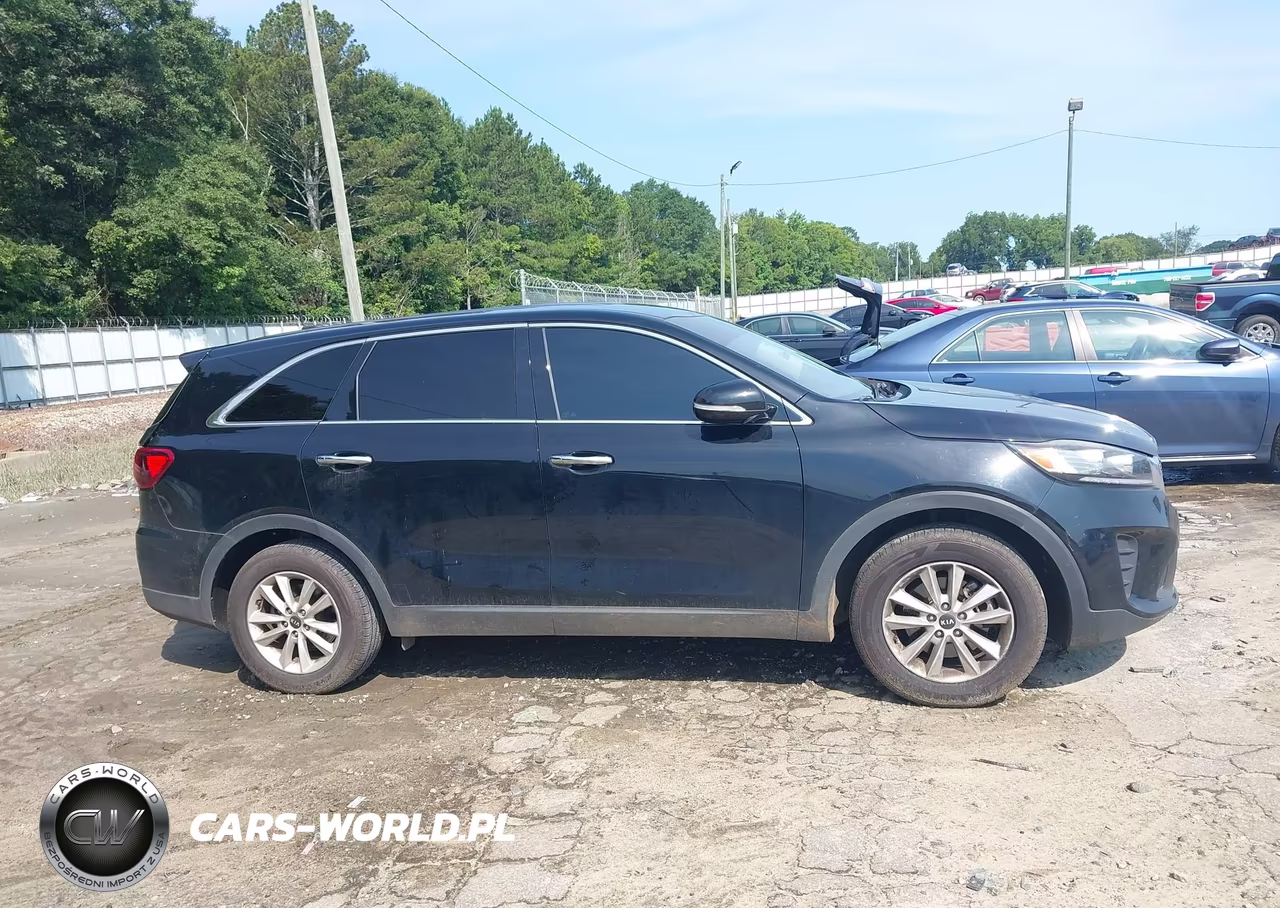 2019 Kia Sorento 2.4L L VIN:5XYPG4A35KG475893 - 13