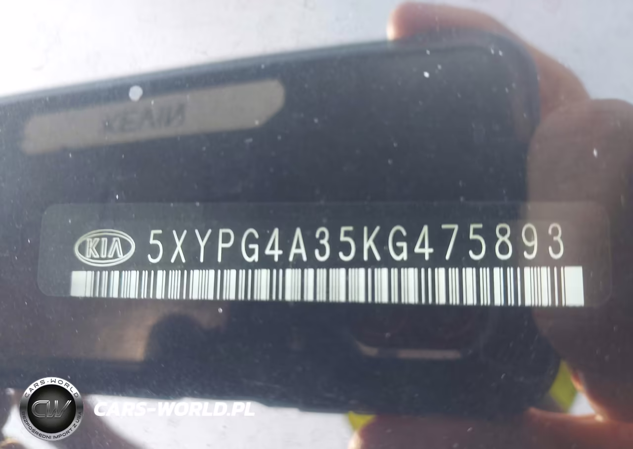 2019 Kia Sorento 2.4L L VIN:5XYPG4A35KG475893 - 17