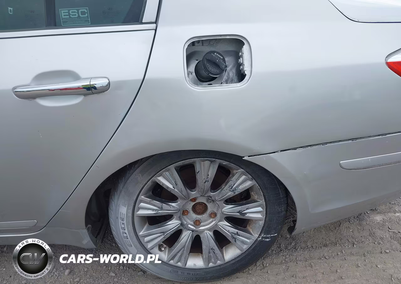 2009 Hyundai Genesis 3.8 VIN:KMHGC46E29U018498 - 6