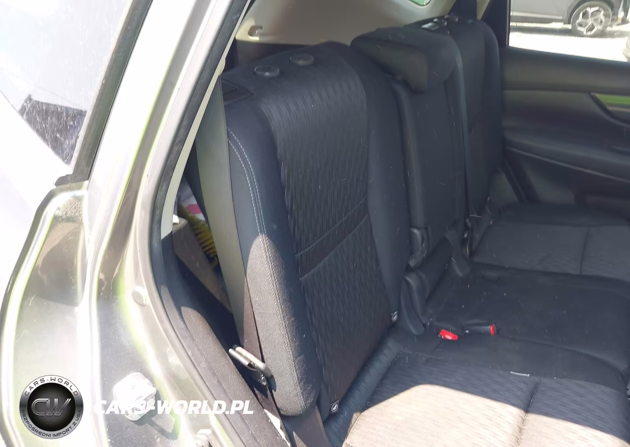 2018 Nissan Rogue Sv VIN:KNMAT2MT4JP523557 - 8