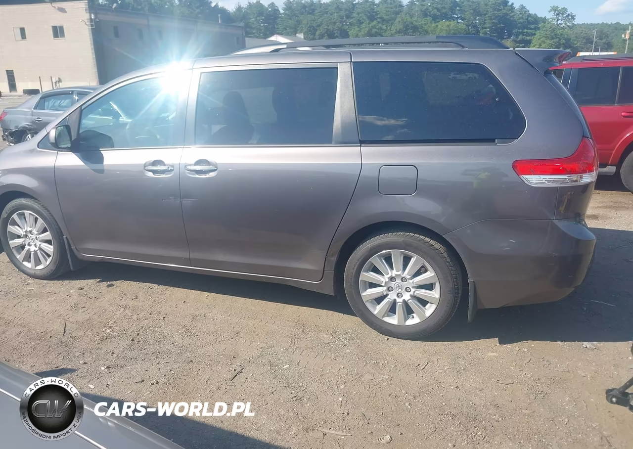 2014 Toyota Sienna Xle 7 Passenger VIN:5TDDK3DC3ES086121 - 14