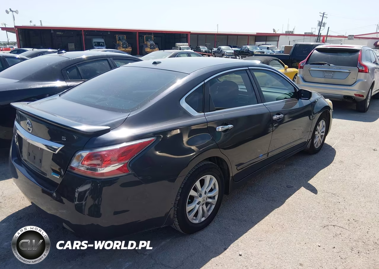 2014 Nissan Altima 2.5 S VIN:1N4AL3AP5EC292104 - 4