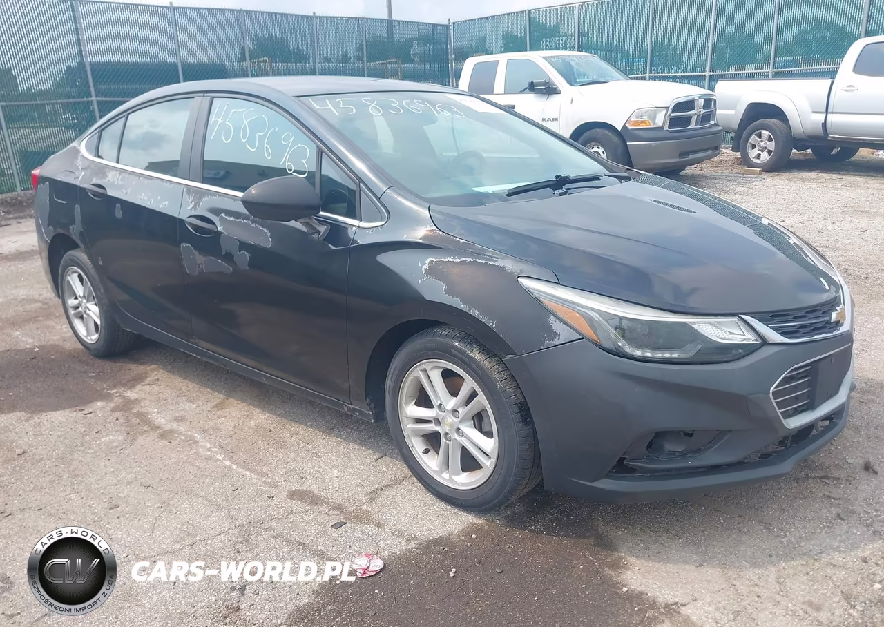 2016 Chevrolet Cruze Lt Auto – zdjęcie 1 z 11