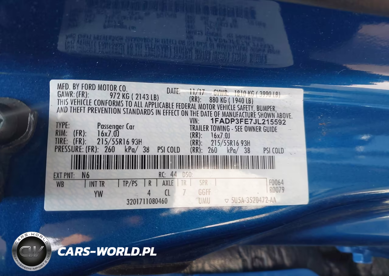 2018 Ford Focus Se VIN:1FADP3FE7JL215592 - 9